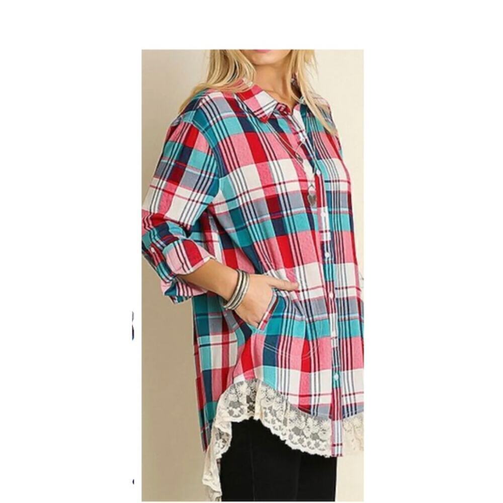 Umgee Plaid Crochet Bottom Button Up Shirt Size Medium